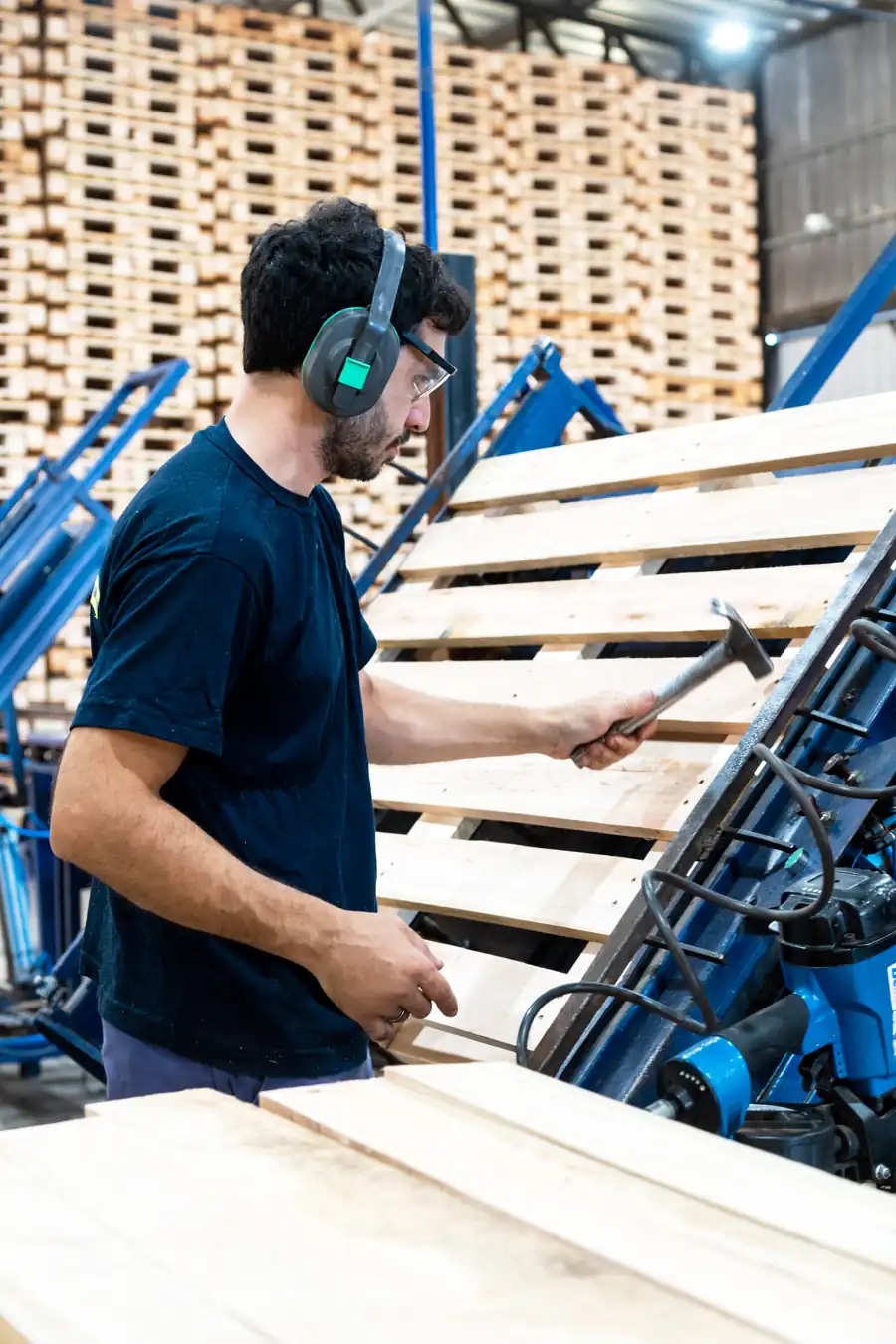 Fabricación de pallets en planta
